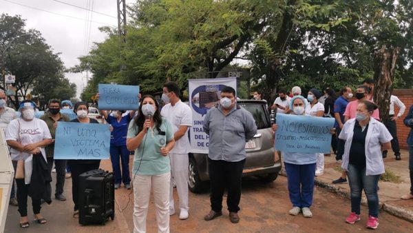 “Son lágrimas de cocodrilo”, dicen trabajadores de blanco tras disculpas del viceministro de Salud | Ñanduti