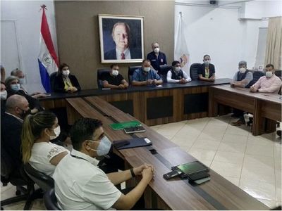 Autoridades esteñas piden suspender clases y restringir horario