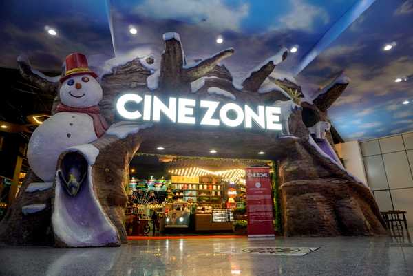 Cinezone abre sus puertas en el Shopping París de CDE