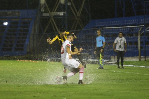 Costas, feliz por la clasificación, aunque descontento por no poder analizar el juego de su equipo - Megacadena — Últimas Noticias de Paraguay