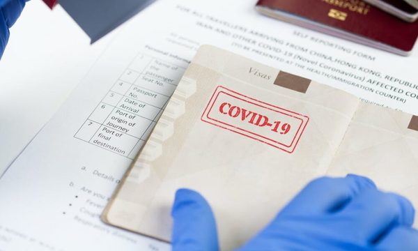 La OMS se opone a los pasaportes de vacunación para los viajeros