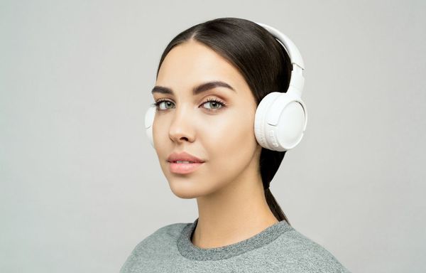 Auriculares, ¿cuál es el volumen de escucha adecuado?