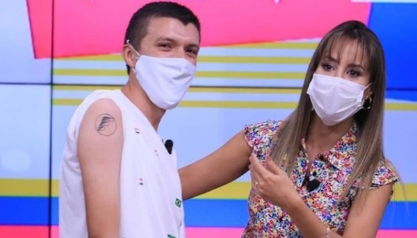 Joven se tatuó el logo de "Telefuturo" - Teleshow