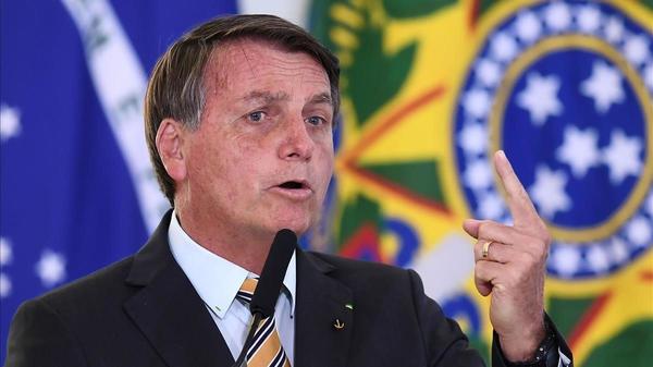 Bolsonaro lo volvió hacer: Llama “idiotas” a quienes piden al Gobierno que compre vacunas contra el Covid-19