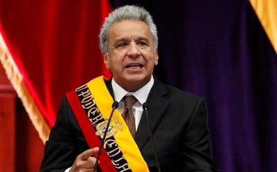 Presidente de Ecuador fue expulsado de su partido
