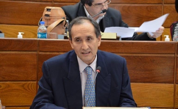 Diario HOY | Senador insiste en la renuncia de Mazzoleni: "Es un rotundo fracaso"