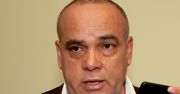 La Nación / “Bachi” Núñez, internado por neumonía tras dar positivo al COVID-19
