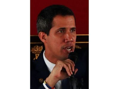 Parlamento chavista convoca a Guaidó para interpelarlo