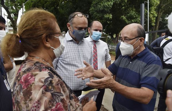 No logran aplacar descontento ante la falta de medicamentos - Nacionales - ABC Color