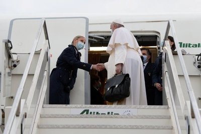 El Papa Francisco comienza su histórica visita a Irak | .::Agencia IP::.
