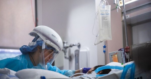 La Nación / EEUU registra menos de 40.000 casos diarios de COVID-19 por primera vez en meses