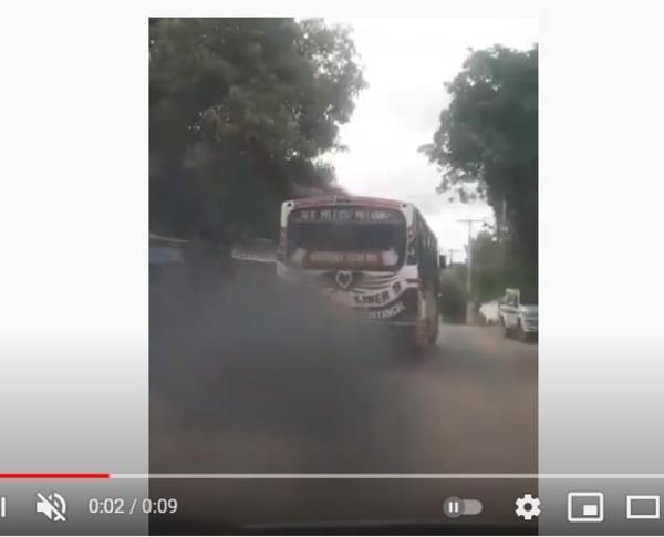 Bus interno cubre de humo su itinerario » San Lorenzo PY