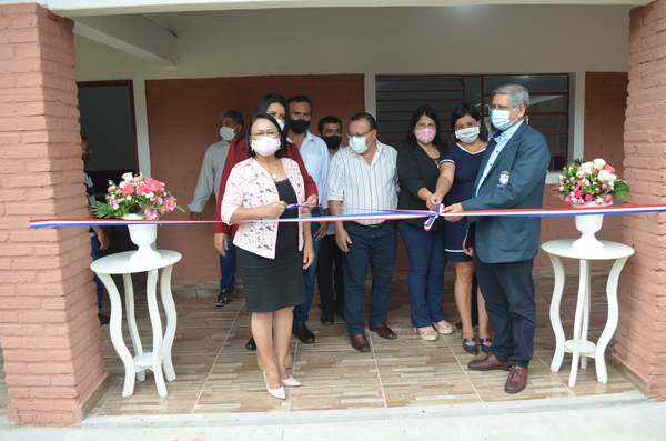 Guairá: Refaccionaron aulas en escuela de Mauricio José Troche - Noticiero Paraguay