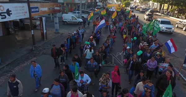 La Nación / Campesinos analizan si realizan o no tradicional marcha anual