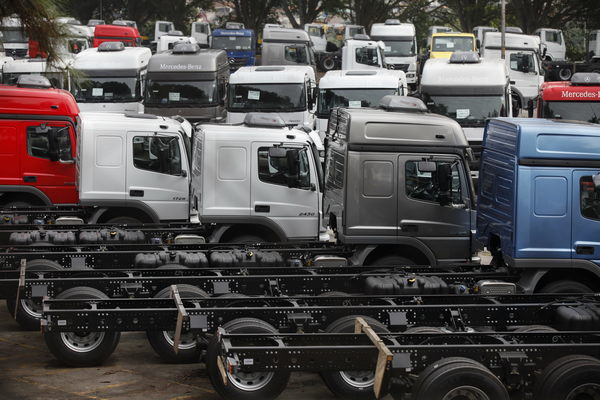 La producción y la venta de vehículos caen en Brasil en febrero en medio de la crisis - MarketData