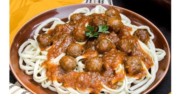 La Nación / Tradicional firma gastronómica de pastas y bocaditos es ahora Marca País, y apunta a exportar