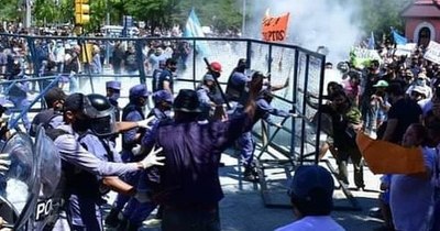 La Nación / Formosa en cuarentena por 17 casos: violenta represión a manifestantes