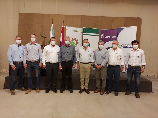 Ministro de Agricultura brinda respaldo a la labor productiva de cooperativas del Chaco