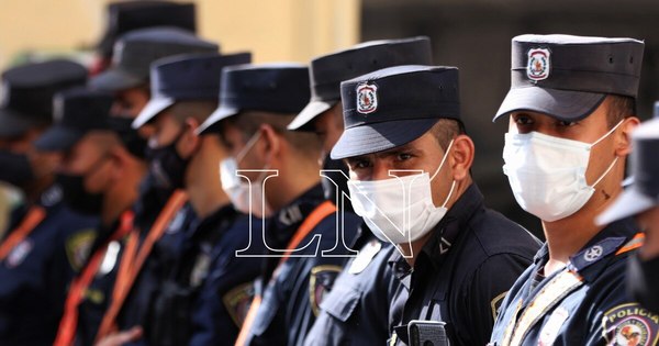 La Nación / Policías no portarán armas durante manifestación, aclaran