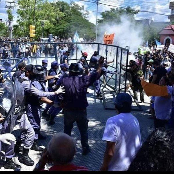 Protesta en Formosa en contra de la vuelta a la Fase 1 de la cuarentena | Ñanduti