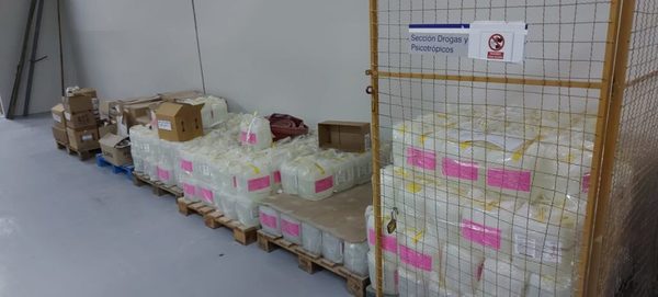 Fiscalía se constituye en el IPS tras denuncias de ventas de medicamentos de la entidad | Ñanduti