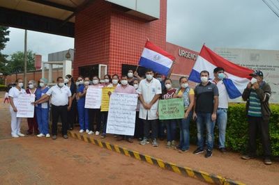 En hospital de Santa Rosa del Aguaray trabajadores también se movilizan  - Nacionales - ABC Color
