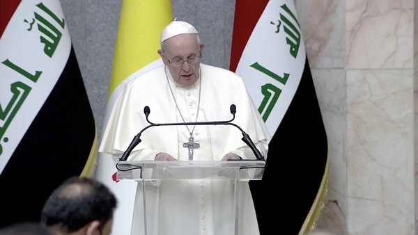 Papa Francisco hizo un llamado a la paz desde Irak: “Basta de violencia, de extremismos”