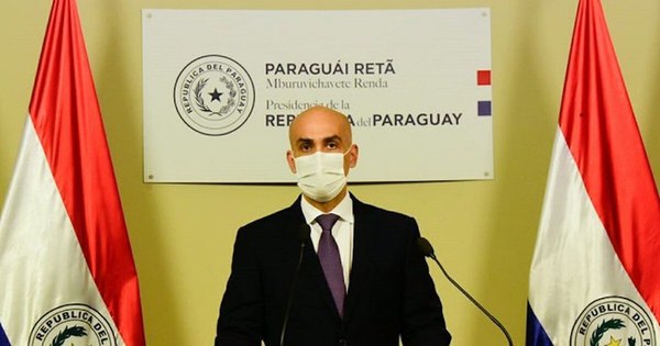 La Nación / Renuncia de Mazzoleni: “No era momento, es una guerra”