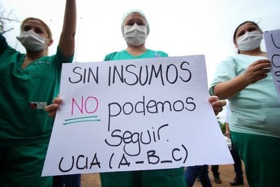 Crónica / Salud, a la deriva y sin respuestas a reclamos