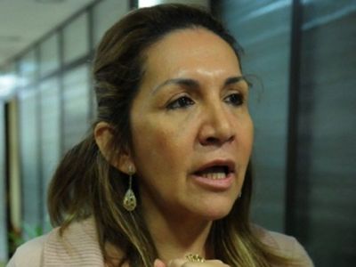 Senadores tienen en la mira a Abdo