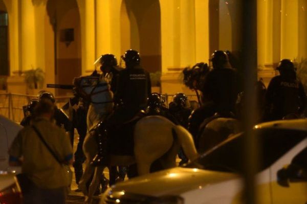 Muerte en la Chacarita fue en ronda de tragos y no tendría nexo con la manifestación