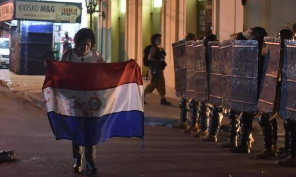 El único beneficiado con los disturbios fue el gobierno