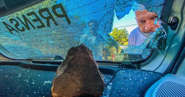 La Nación / Manifestación desvirtuada: hubo agresiones contra periodistas