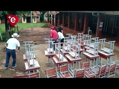 GOBERNACIÓN ENTREGA MOBILIARIOS A ESCUELAS INDIGENAS DE ITAPÚA