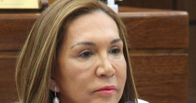 La Nación / “Imprudente” llama Zulma Gómez a Lugo por convocar a manifestarse contra Abdo