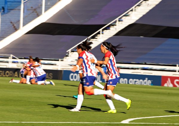 ¡Batacazo! Libertad/Limpeño golea al actual vicecampeón de la Libertadores