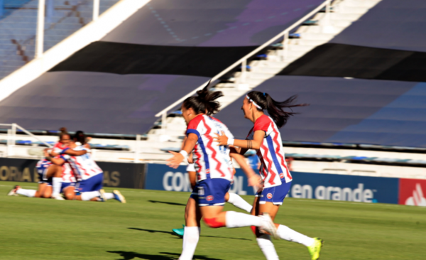 Diario HOY | Exitoso estreno de Libertad-Limpeño en la Libertadores