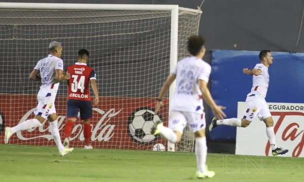 Nacional le da otro golpazo a un Cerro que no reacciona