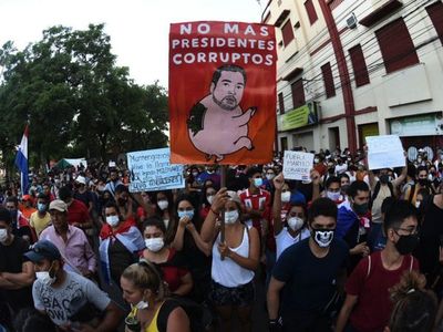 Ciudadanos movilizados  califican de insuficientes  los cambios anunciados