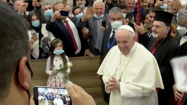 El papa Francisco se reunió con víctimas de ISIS en Irak