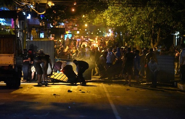 Buscan a niño por el asesinato de un manifestante en el microcentro