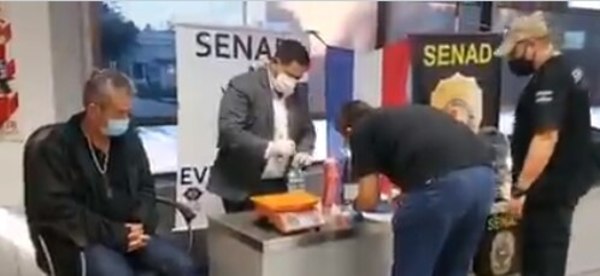 Incautan cocaína líquida en el aeropuerto Silvio Pettirossi - Nacionales - ABC Color