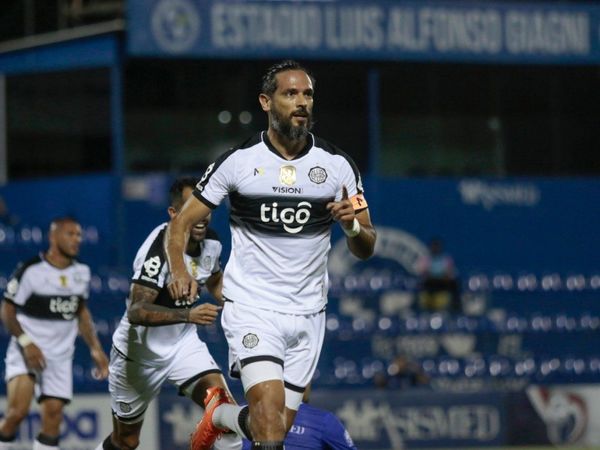 EL REY SE PROCLAMA LÍDER