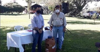La Nación / Pequeños productores de Caazapá reciben apoyo para mejoramiento genético bovino