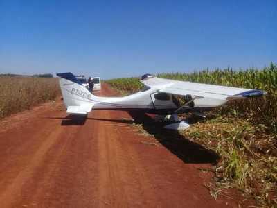 Aterrizaje FORZOSO de avioneta en zona de PLANTACION de MARIHUANA