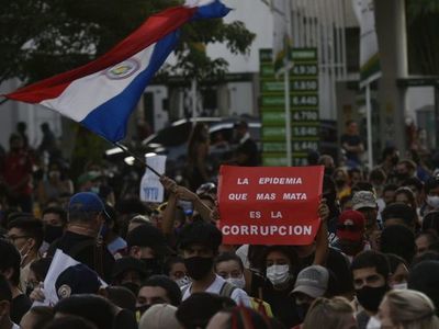 Manifestantes ahora protestan contra Cartes - Nacionales - ABC Color