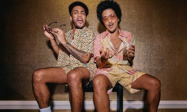 Bruno Mars lanza adelanto de su disco con Anderson Paak