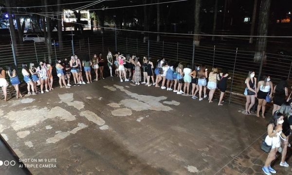 Jóvenes brasileños fueron llevados en bus al Brasil