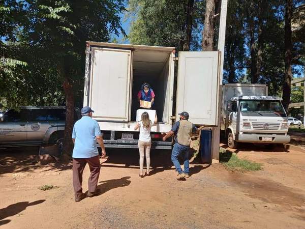 1230 dosis de la vacuna CORONAVAC para personal de blanco en el Departamento de Caaguazú
