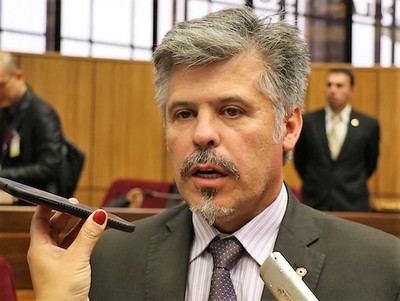 Ministro del Interior también debe ser echado por manifiesta ineptitud en brutal represión a manifestantes - La Mira Digital